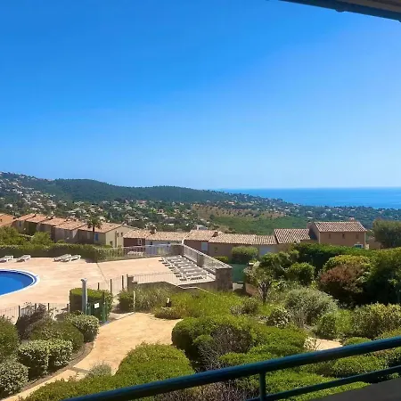 Apartamento Lovely Seaview With Pool And Ac Roquebrune-sur-Argens