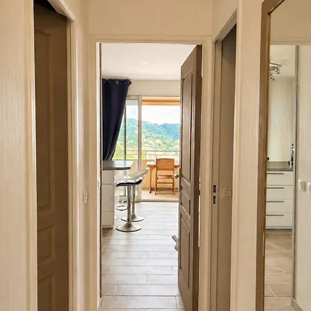 Apartamento Lovely Seaview With Pool And Ac